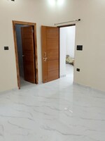 3 BHK 1800 Sq.Ft. Builder Floor in Laxman Chowk