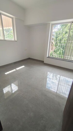 Room in 2 BHK Apartment at Viraj Sequoia, Aundh – for Rent