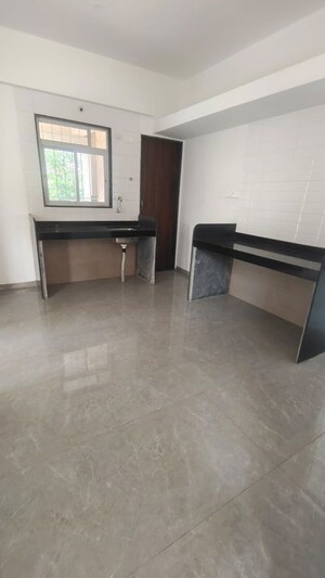 Room in 2 BHK Apartment at Viraj Sequoia, Aundh – for Rent