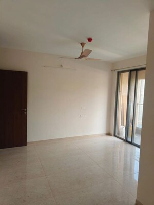 Room in 2 BHK Apartment at Vilas Javdekar Yashwin Enchante, Kharadi – for Rent