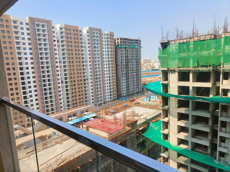 Balcony, vilas-javdekar-yashwin-enchante 2 Bedroom 750 Sq.Ft. Apartment In Kharadi Pune 10356063