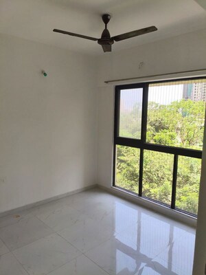 Room in 2 BHK Apartment at Runwal Gardens, Dombivli East – for Rent