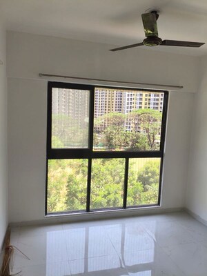 Room in 2 BHK Apartment at Runwal Gardens, Dombivli East – for Rent