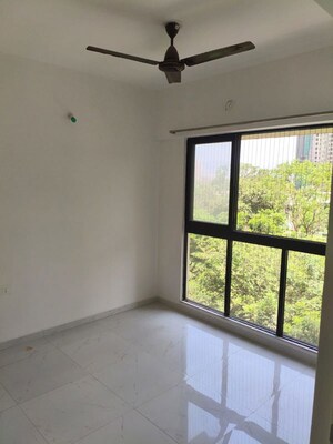 Room in 2 BHK Apartment at Runwal Gardens, Dombivli East – for Rent