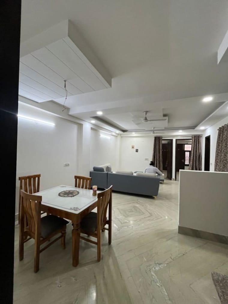 Team Area, chattarpur 3 Bedroom 130 Sq.Yd. Apartment In Chattarpur Delhi 10356119