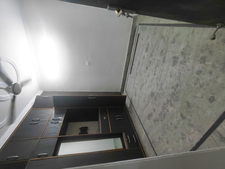 undefined, janakpuri 3 Bedroom 1000 Sq.Ft. Apartment In Janakpuri Delhi 10356121