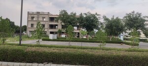 Showroom – Exterior View View at DLF Hyde Park, South Mullanpur - for Sale