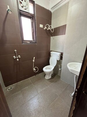 Bathroom in 2 BHK Apartment at Jawahar Nagar – for Rent