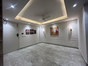 2 BHK Apartment For Sale in Chattarpur
