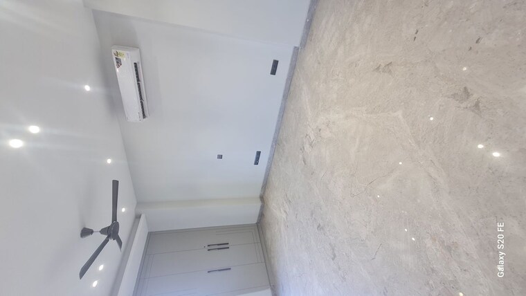 Bathroom, sector 46 3 Bedroom 1500 Sq.Ft. Builder Floor In Sector 46 Gurgaon 10356159