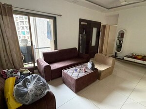 Living Room in 2 BHK Apartment at Makarba – for Rent