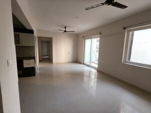 Room in 2 BHK Apartment at SJR Blue Waters, Off Sarjapur Road – for Sale
