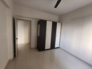 Room in 2 BHK Apartment at SJR Blue Waters, Off Sarjapur Road – for Sale