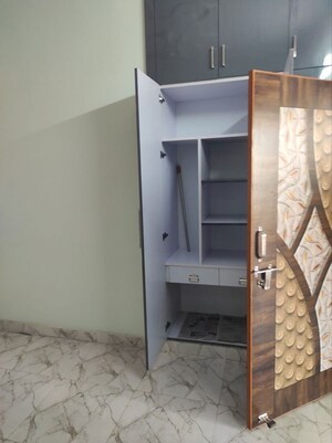 Room in 2 BHK Builder Floor at Nangloi – for Rent