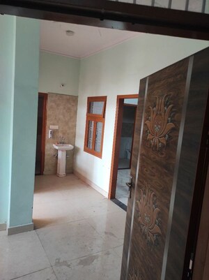 2 BHK Builder Floor at Nangloi – for Rent