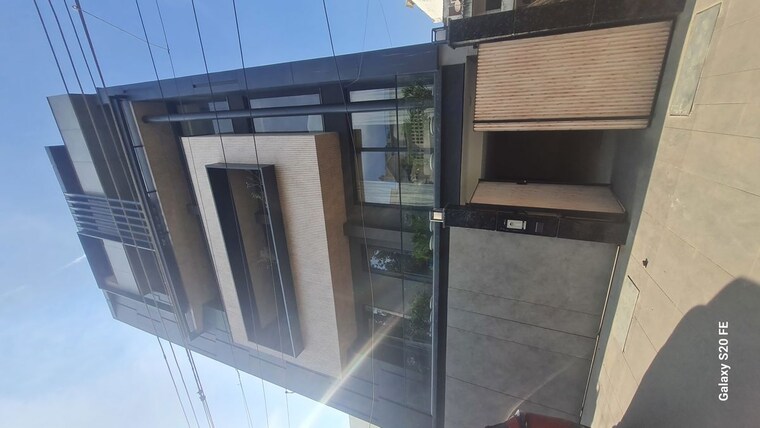 Balcony, sector 46 3 Bedroom 1500 Sq.Ft. Builder Floor In Sector 46 Gurgaon 10356180