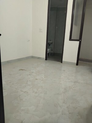1 BHK Builder Floor For Rent in Neb Sarai