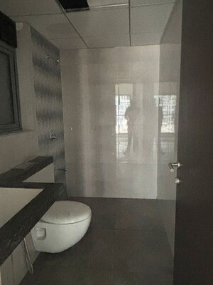 Bathroom in 2 BHK Apartment at Kalpataru Elitus, Mulund West – for Sale