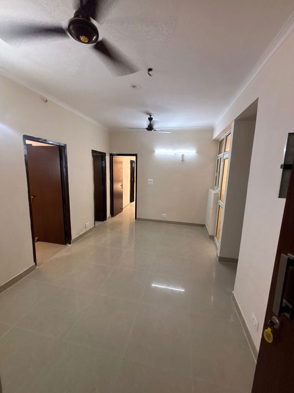 2 BHK 890 Sq.Ft. Apartment in Supertech Eco Village II