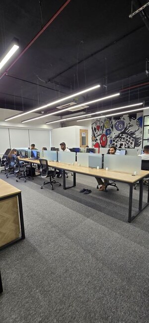  Office Space For Rent in Eureka Tower, Malad West