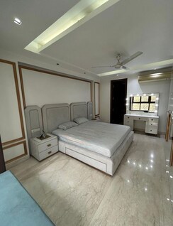 3 BHK + Servant Room,Study Room Builder Floor For Sale in Pamposh Enclave