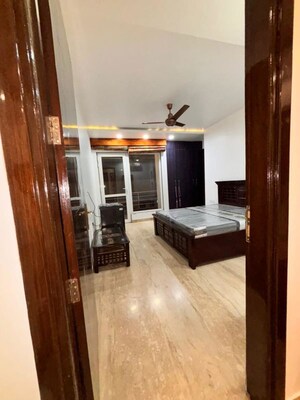 Master Bedroom in 3 BHK Builder Floor at Sushant Lok I – for Rent