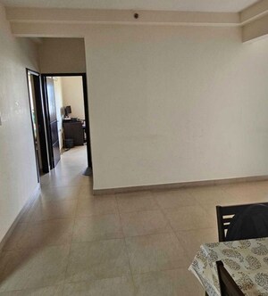 Room in 2 BHK Apartment at Bren Imperia, Harlur – for Rent