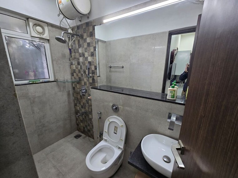 Bathroom, omkar-meridia 3 Bedroom 850 Sq.Ft. Apartment In Kurla West Mumbai 10356297