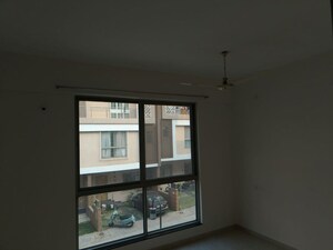 Room in 4 BHK Apartment at Kolte Patil Life Republic Twin Bungalows, Hinjewadi – for Rent