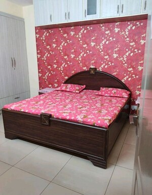 Bedroom in 2 BHK Apartment at Stellar Mi Citihomes, Omicron Iii Greater Noida – for Rent
