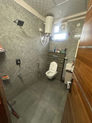 Bathroom in 4 BHK Apartment at Shree Urban Crown, Modi Nagar – for Rent