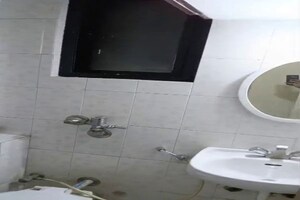 Furnished Amenities in 2 BHK Apartment at Hiranandani Estate Broadway, Ghodbunder Road – for Rent