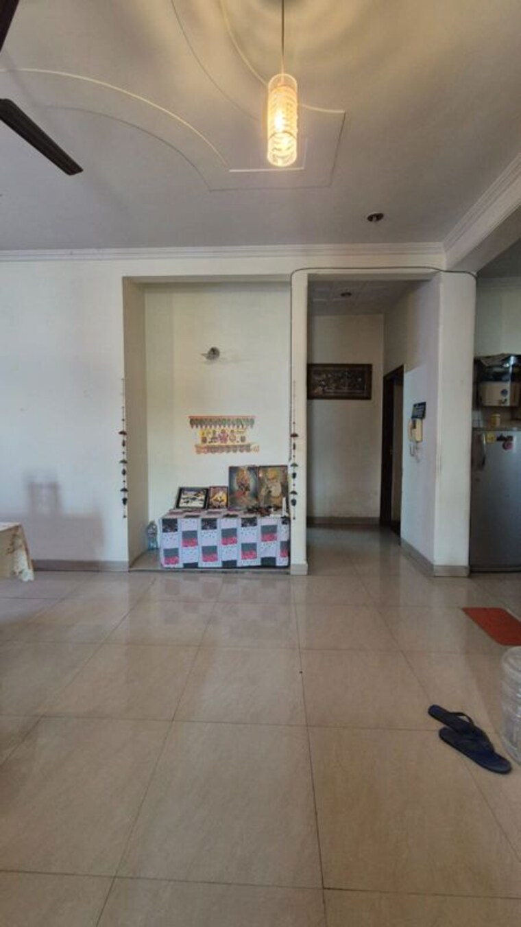 Room, sainik colony 3 Bedroom 250 Sq.Yd. Builder Floor In Sainik Colony Faridabad 10356341