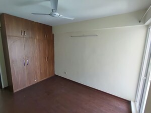 Room in 3.5 BHK Apartment at 3C Orris Greenopolis, Sector 89 – for Rent