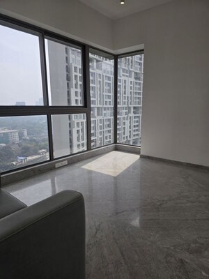 Room in 3 BHK Apartment at Prestige Jasdan Classic, Mahalaxmi – for Rent