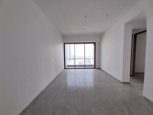 Room in 3 BHK Apartment at Prestige Jasdan Classic, Mahalaxmi – for Rent