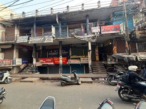  Shop For Sale in Charbagh
