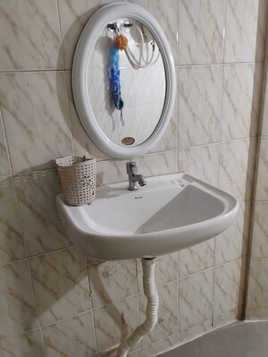 Bathroom in 1 BHK Villa at Pai Layout – for Rent