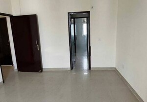 Room in 2 BHK Apartment at Ansals Celebrity Greens, Sushant Golf City – for Rent