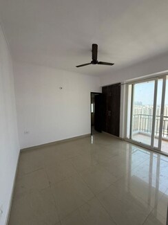 2 BHK Apartment For Sale in Mahagun My Woods