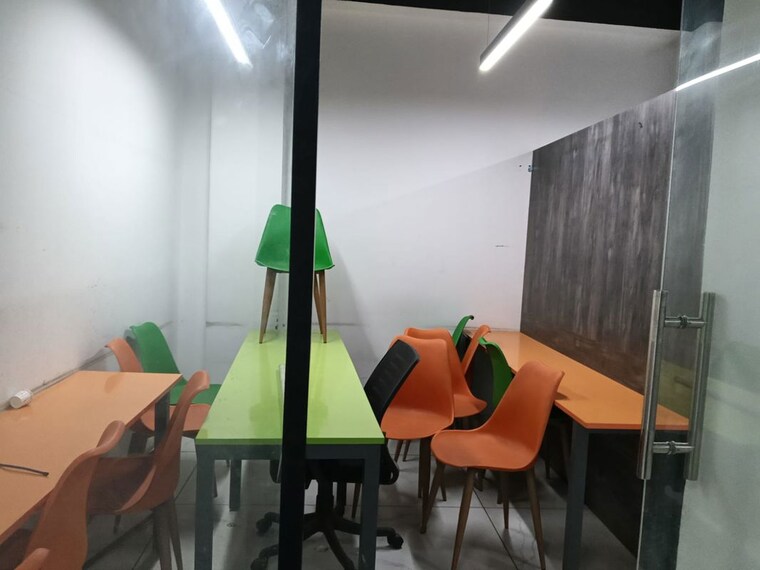 Team Area, sector 2 Commercial Office Space 3500 Sq.Ft. In Sector 2 Noida 10356476