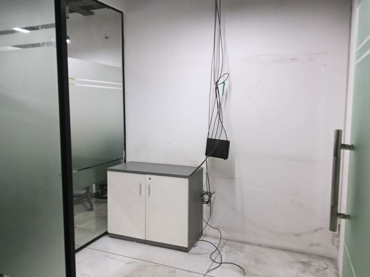 Bathroom, sector 2 Commercial Office Space 3500 Sq.Ft. In Sector 2 Noida 10356476