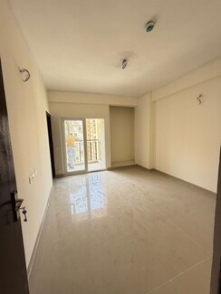 3 BHK Apartment For Rent in Mahagun My Woods