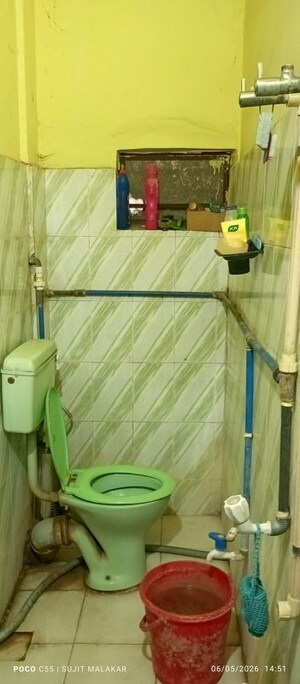 Attached Bathroom in 1.5 BHK Apartment at Dum Dum Cantt – for Rent