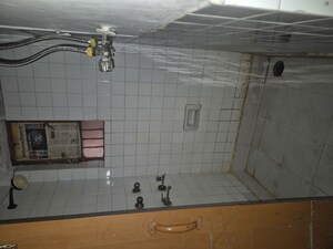 Bathroom in 3.5 BHK Apartment at Mayur Vihar – for Rent