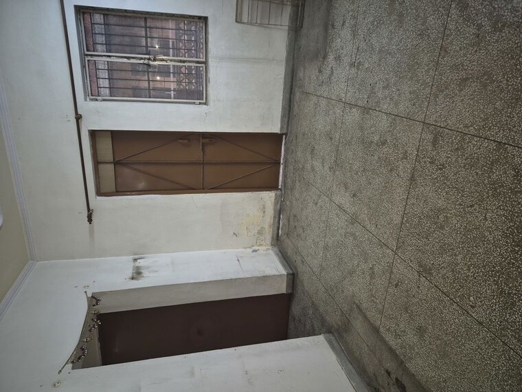 Kitchen, mayur vihar 3.5 Bedroom 1150 Sq.Ft. Apartment In Mayur Vihar Delhi 10356513