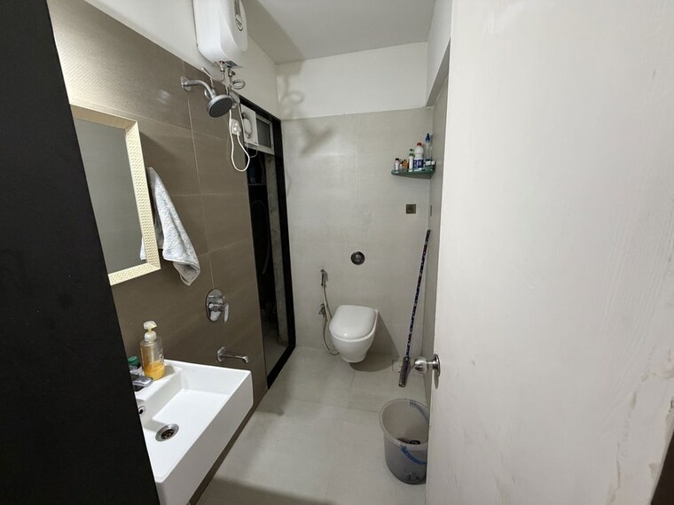 Team Area, ashar-metro-towers 2 Bedroom 645 Sq.Ft. Apartment In Vartak Nagar Thane 10356521