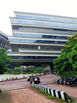  Office Space – Exterior View View at Supreme Business Park, Powai - for Rent