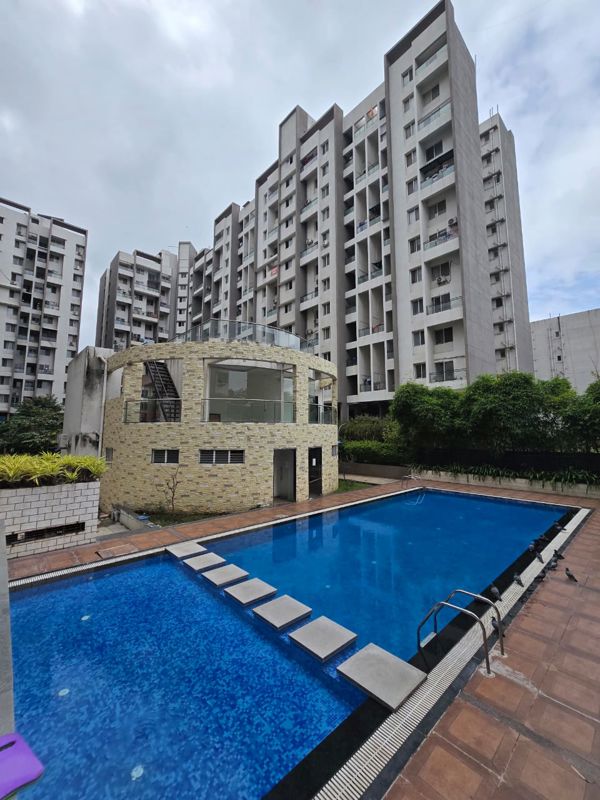 3 BHK 900 Sq.Ft. Apartment in Vrindavan CHS Kharadi