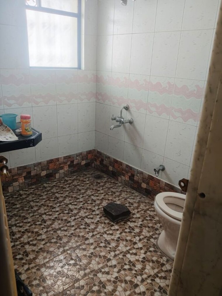 Bathroom, bk-jhala-kapil-woodrow-estate-phase-2 2 Bedroom 1240 Sq.Ft. Apartment In Wanwadi Pune 10356535